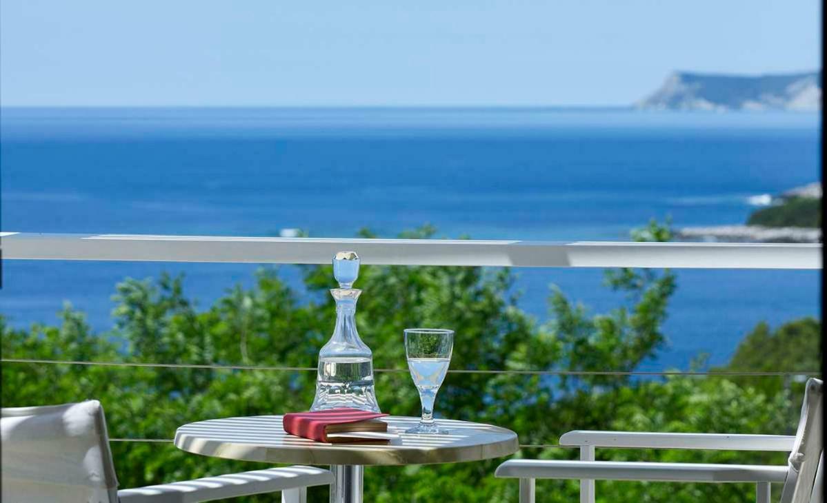 Villa Ioli- Beachfront Luxury Residence Igoumenitsa Exterior foto